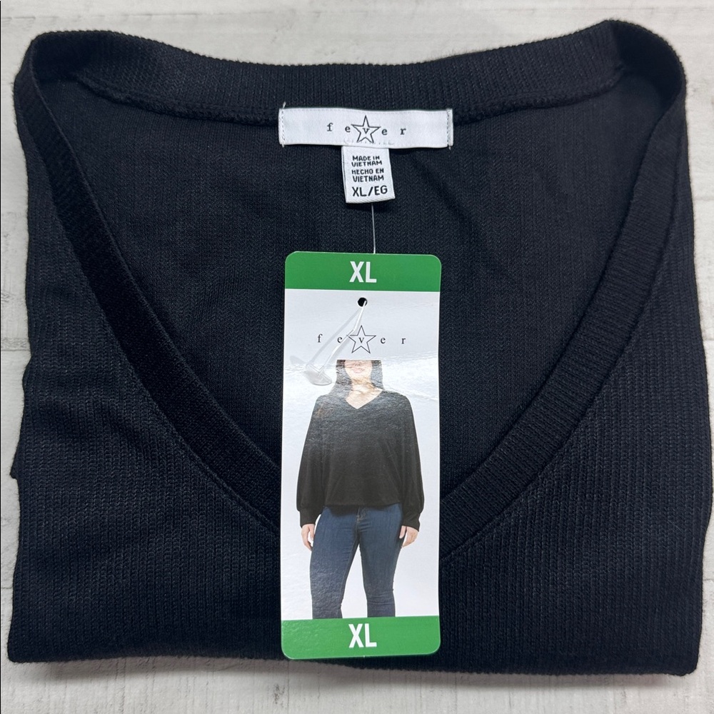 fever women's rib v neck sweater black,